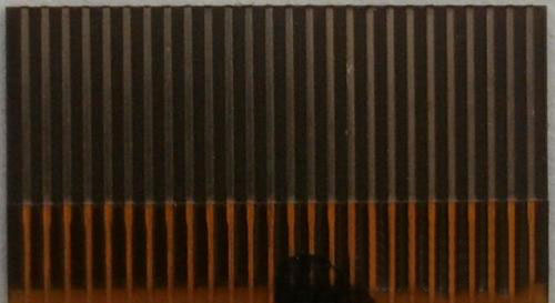 當(dāng)定位系統(tǒng)以插頭邊為基準(zhǔn)點(diǎn)進(jìn)行畸形校正計算，可消減線路板漲縮過大引起插頭檢驗(yàn)尺寸和邊距的偏差-深圳宏力捷